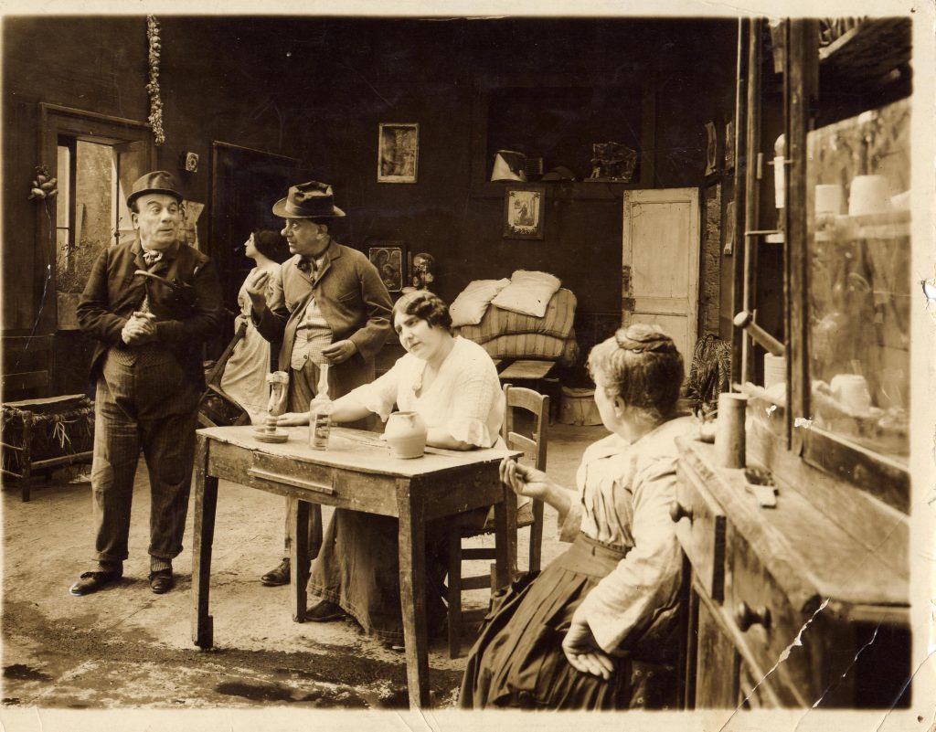 Eduardo Scarpetta (Felice) e Gennaro Della Rossa (Pasquale) nella trasposizione cinematografica della commedia del 1914
